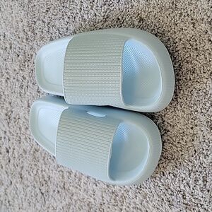 Original Cloud Slides size 7 Ocean Blue